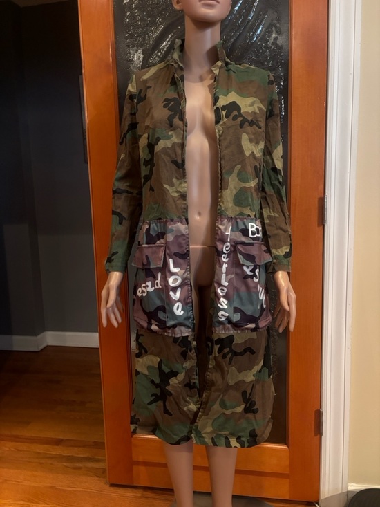 camo Jackets & Blazers - Camo Women's Camouflage Long Blazer Jacket with Graphic Pockets